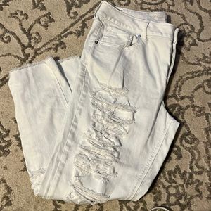 American eagle, Tommy girl, white distress jeans size 16 Capri
